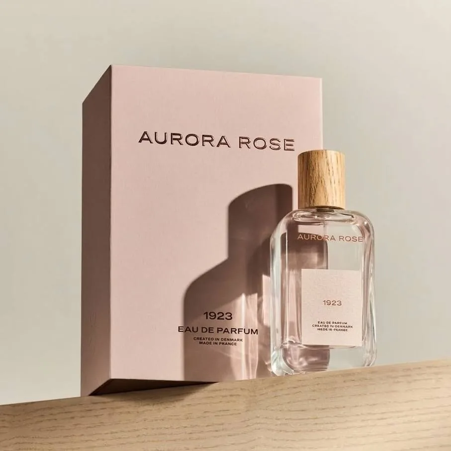 Perfume box and bottle packaging set